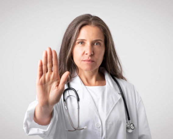 врач предупреждает о противопоказаниях